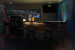 TPA Fun Compound by Airport / Restaurants - Image 3