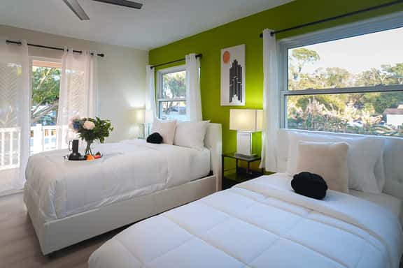 TPA Fun Compound by Airport / Restaurants - Image 1
