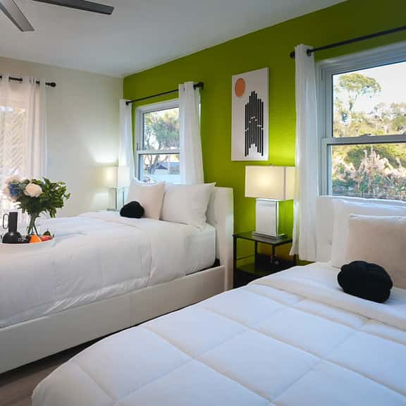 TPA Fun Compound by Airport / Restaurants - Image 1