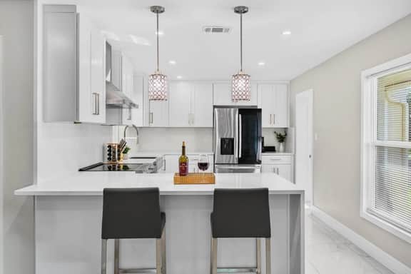 Spacious Waterfront Home | 4BR | Near Downtown - Image 3