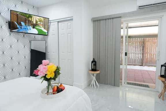 TPAs Mini Home - Image 2